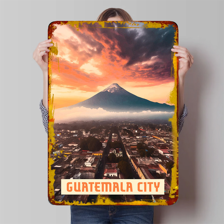 Guatemala City Skyline with Vo - Home Office Guatemala avaliação e preço