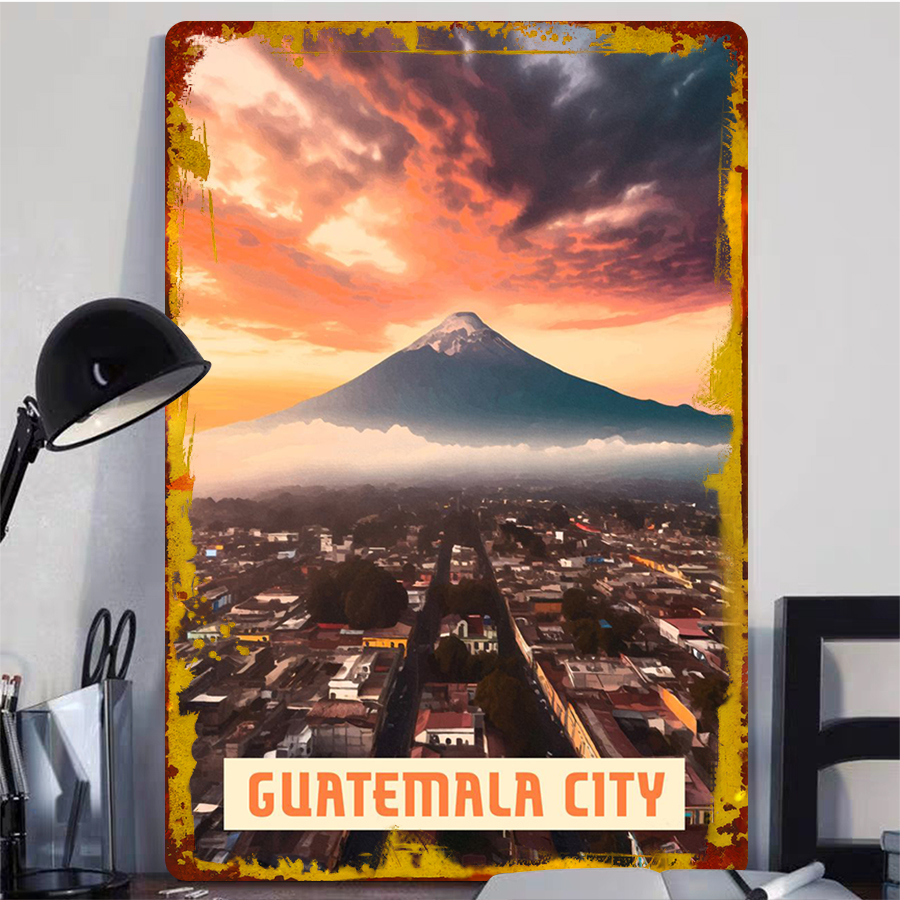 Guatemala City Skyline with Vo - Home Office Guatemala avaliação e preço